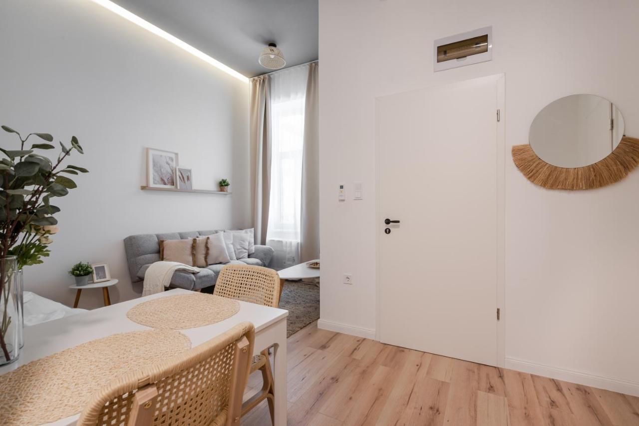 A62 - Akacfa Street Central Residence - Best Location By Bqa Budapesta Exterior foto