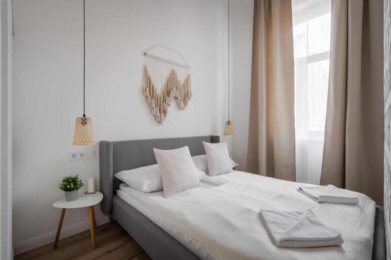 A62 - Akacfa Street Central Residence - Best Location By Bqa Budapesta Exterior foto
