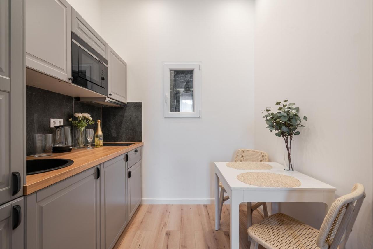 A62 - Akacfa Street Central Residence - Best Location By Bqa Budapesta Exterior foto
