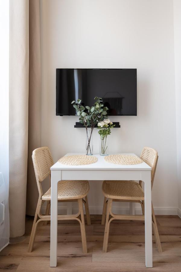 A62 - Akacfa Street Central Residence - Best Location By Bqa Budapesta Exterior foto