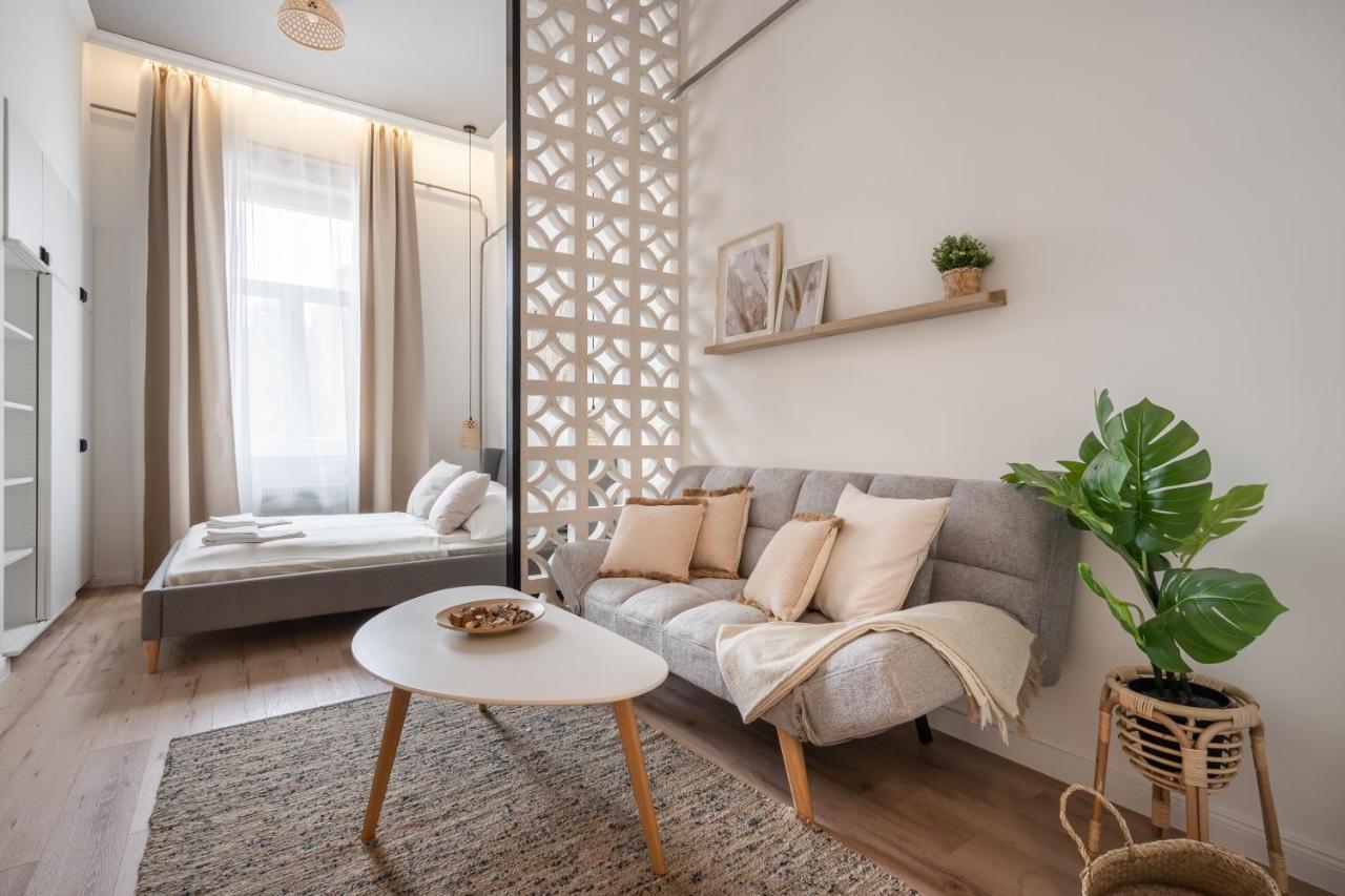 A62 - Akacfa Street Central Residence - Best Location By Bqa Budapesta Exterior foto